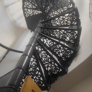 elemente fonta scara spiralata trepte
