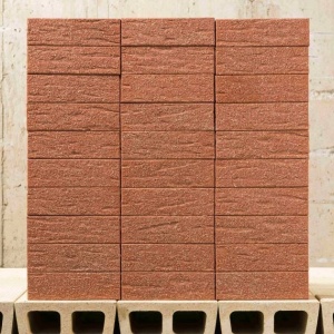 Caramida Klinker Ruby-red Bark Sanded NF (240x115x71 mm) palet