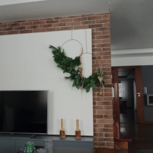 perete decorativ cu caramida bej maro subtire