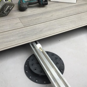 picior plot suport pentru decking si placi terasa