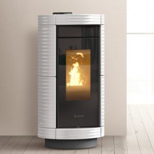 Soba pe peleti Thermorossi Dorica Maiolica Natural Plus Evo 11,4 kW