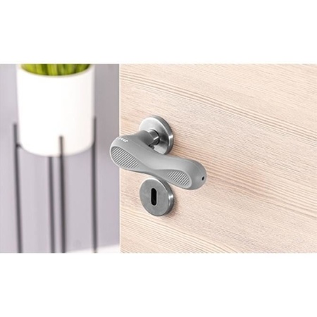 Set 2 protectii clanta usa, din silicon, acoperire completa, Reer HandleGuard 70071 - Img 3