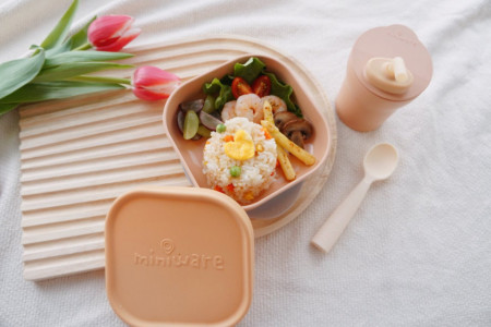 Set diversificare hrana bebelusi Miniware Sip&amp;Snack, 100% din materiale naturale biodegradabile, 3 piese, Toffee - Img 4