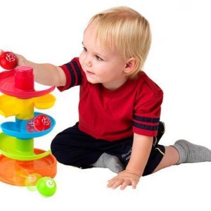 Jucarie interactiva – Turnulet cu bilute junior