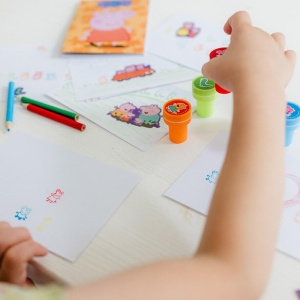 Set creativ cu stampile - Peppa Pig - Img 2