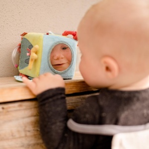 Cub din plus cu activitati - Dinozaur - Img 3