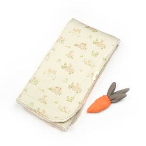 Paturica cu iepurasi pentru nou nascut, 85X85 cm, 100% bumbac organic, Rabbit, BabyCosy