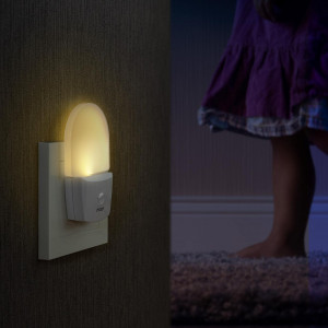 Lampa de veghe pentru priza, cu senzor de noapte sau zi, 0+ luni, Reer NightGuide 52380 - Img 5