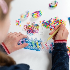 Set creativ cu elastice - Loom i Do - Img 3