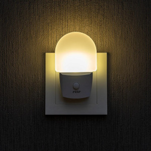 Lampa de veghe pentru priza, cu comutator, 0+ luni, Reer NightGuide 52390 - Img 4