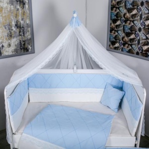 Lenjerie MyKids 11 piese Squars alb-albastru cu baldachin 120x60 cm - Img 2