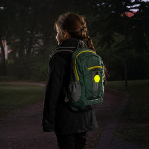 Lumina de siguranta LED reflectorizanta cu semnalizare intermitenta, verde fluorescent, cu carabina de agatare, Reer Light&Go 53253 - Img 6