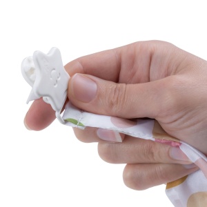 Cravata bebelusi cu accesoriu de dentitie BabyJem, roz - Img 5