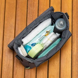 Geanta multifunctionala 2in1, cu aleza pentru schimbat scutecul bebelusului, din plastic reciclat, Reer Growing Organiser Bag 84071 - Img 7