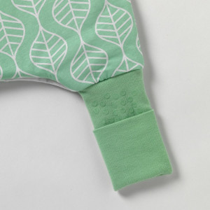 Sac de dormit cu picioruse si talpa antiderapanta Leaves 110 cm + manseta 1.0 Tog - Img 3