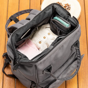Rucsac multifunctional cu aleza pentru schimbat scutecul bebelusului, din plastic reciclat, Reer Growing Backpack 84221 - Img 5