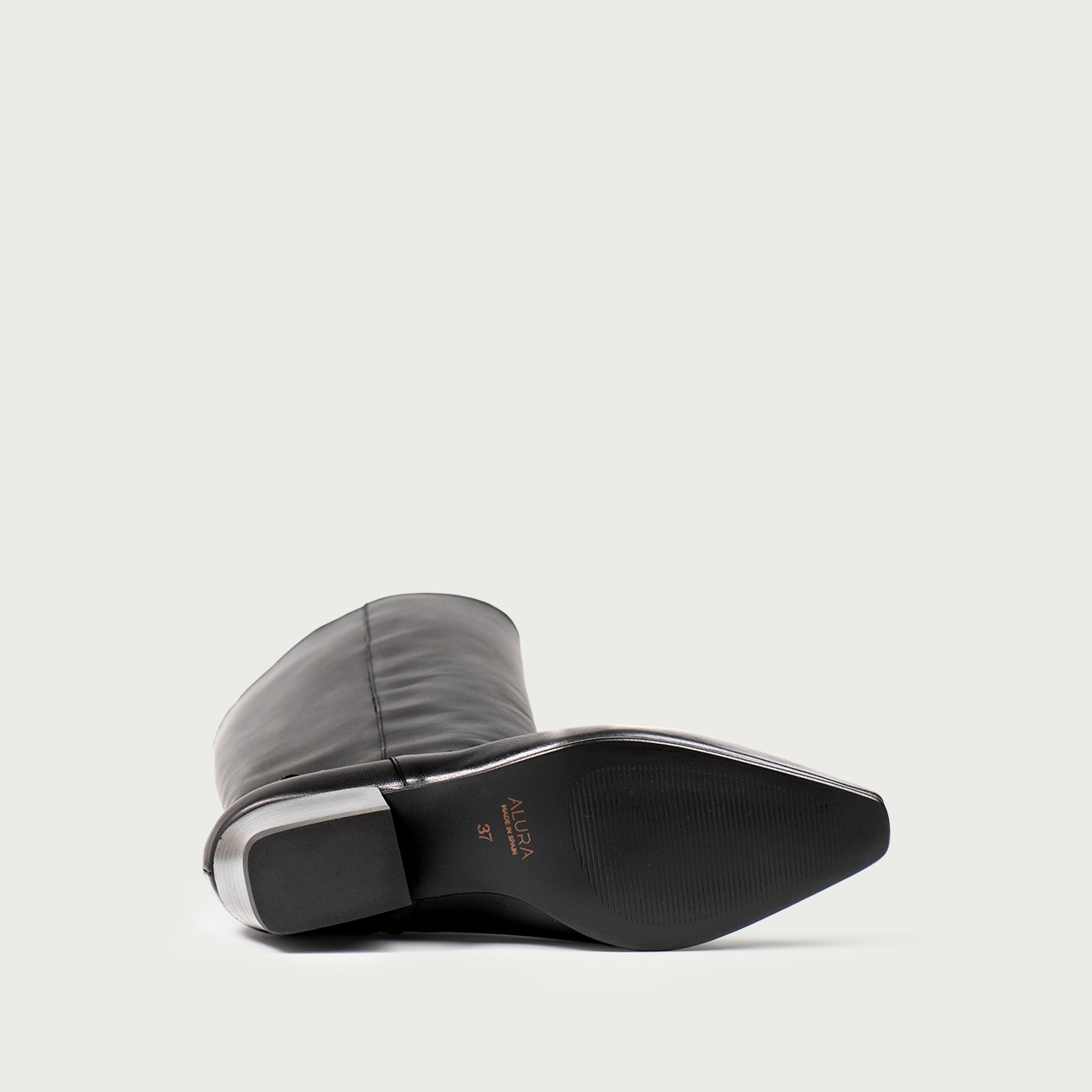 Cizme lungi negre cu toc gros și accesoriu metalic Natalie din piele naturală - Img 6