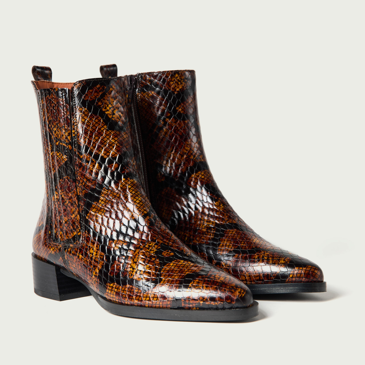 Cizme scurte Tanya din piele naturală cu vârf ascuțit animal print - Img 3
