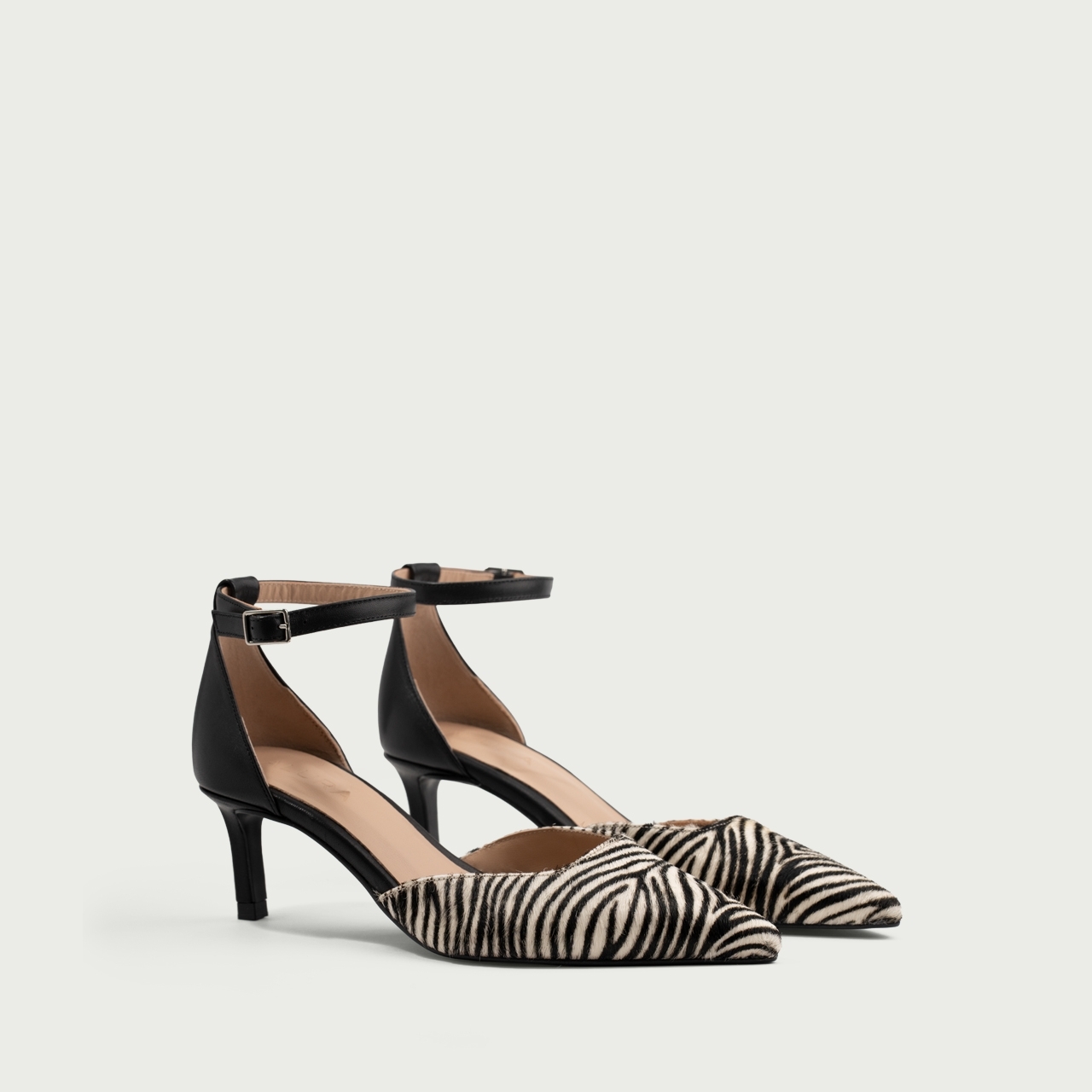 Pantofi cu toc subțire și baretǎ pe picior Ina din piele naturală zebra print - Img 2