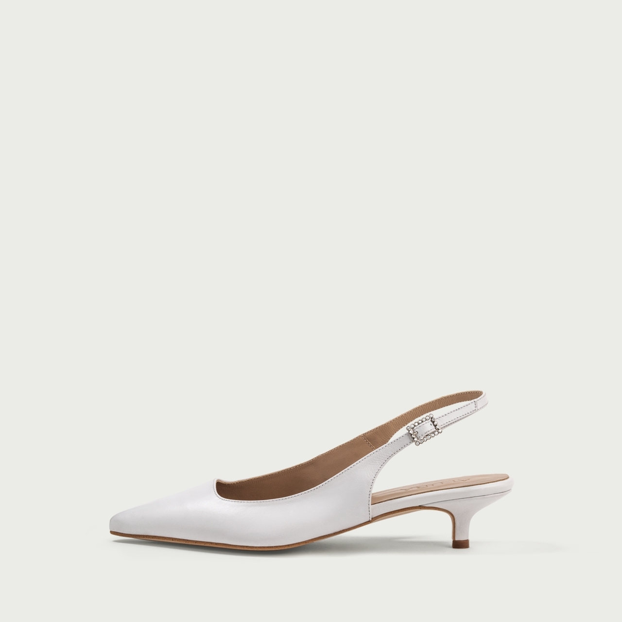 Pantofi damǎ eleganți albi cu toc mic Aria din piele naturalǎ - Img 1