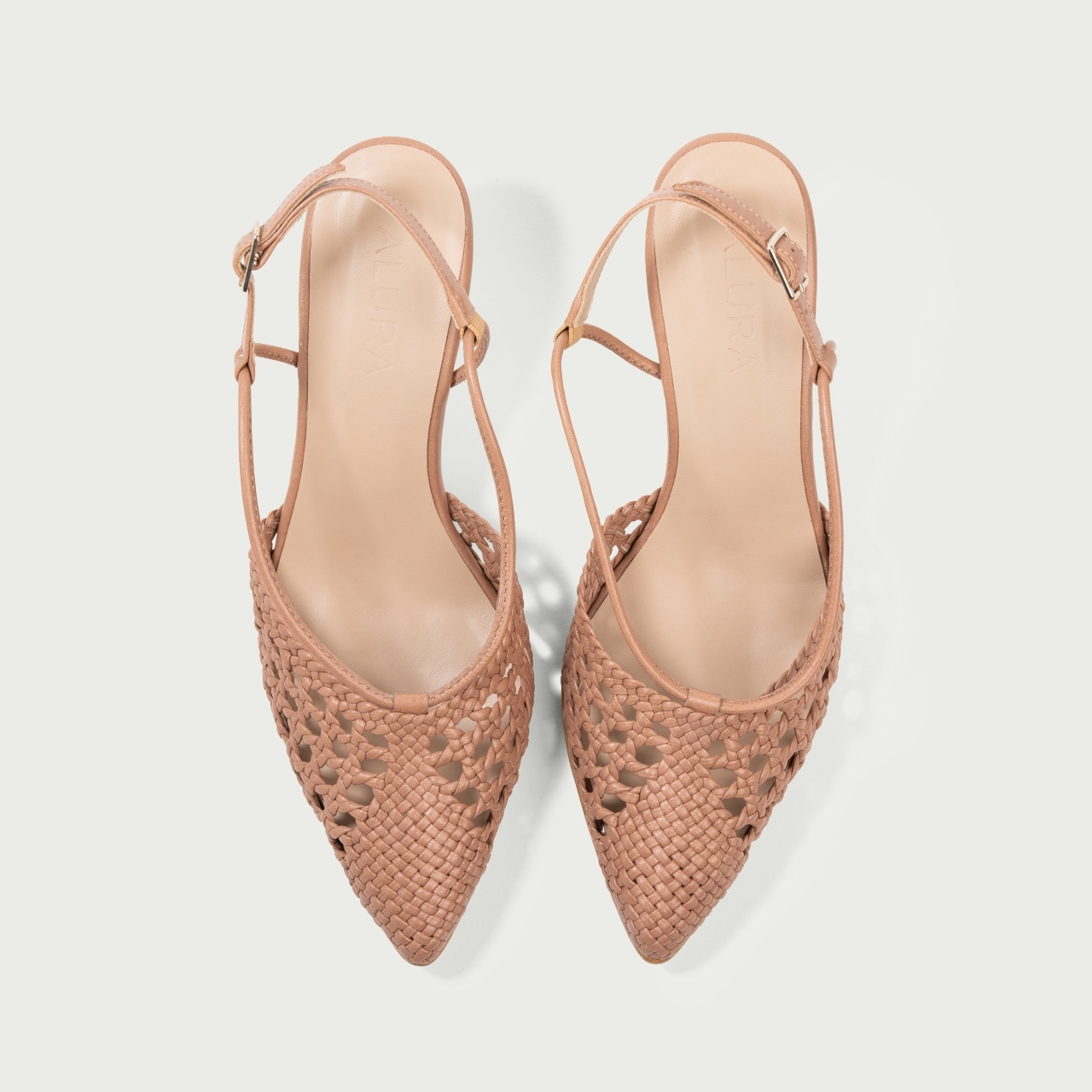 Pantofi decupați nude cu toc subțire Cecille din piele naturală împletită - Img 5