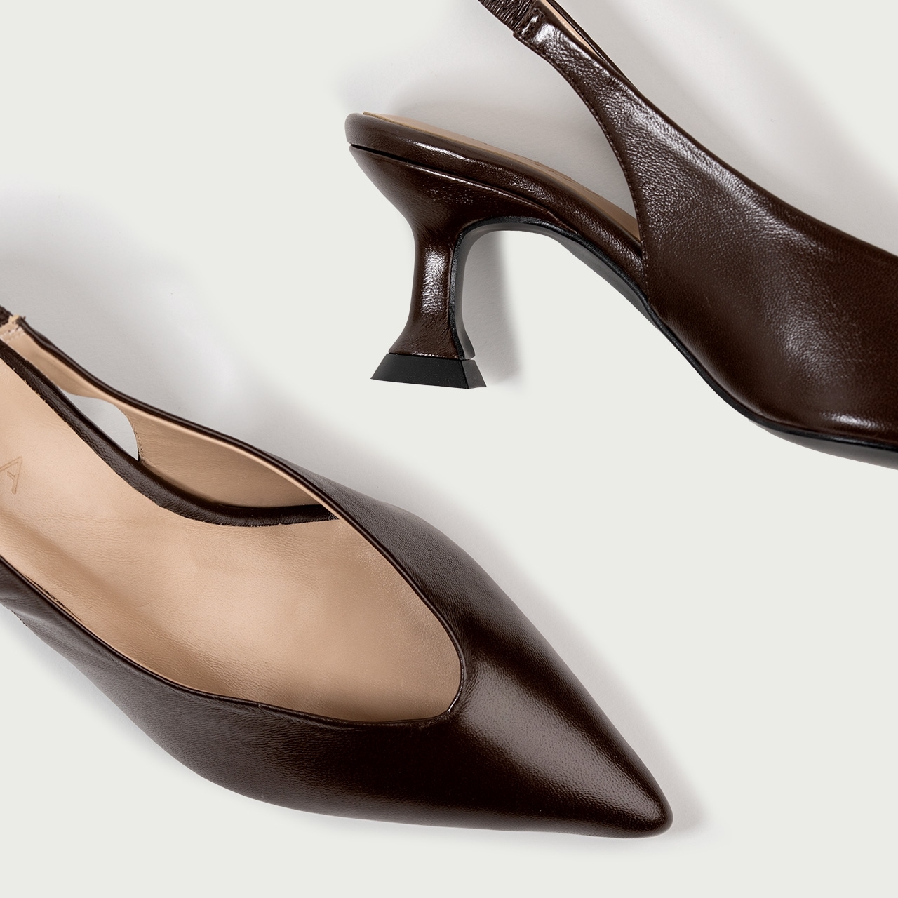 Pantofi decupați cu toc subțire maro ciocolatiu Antonella din piele naturală - Img 4