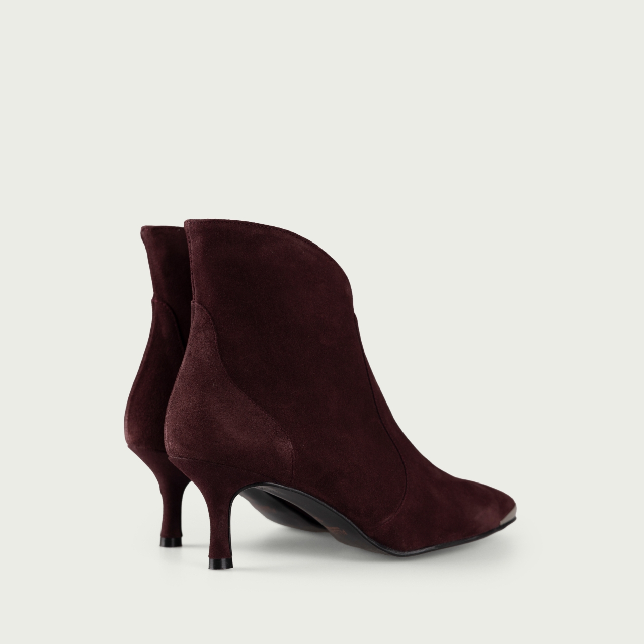 Botine burgundy cu toc subțire Anita din piele întoarsă naturală - Img 2