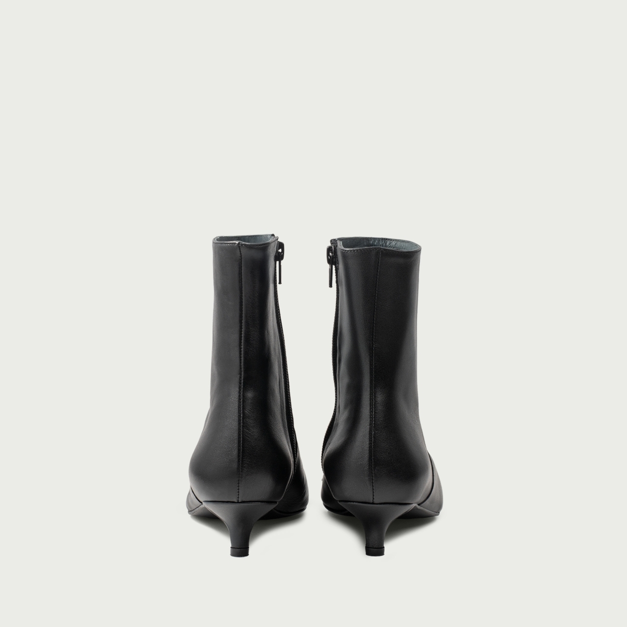 Botine negre cu toc mic și accesoriu Marlenna din piele naturalǎ - Img 7