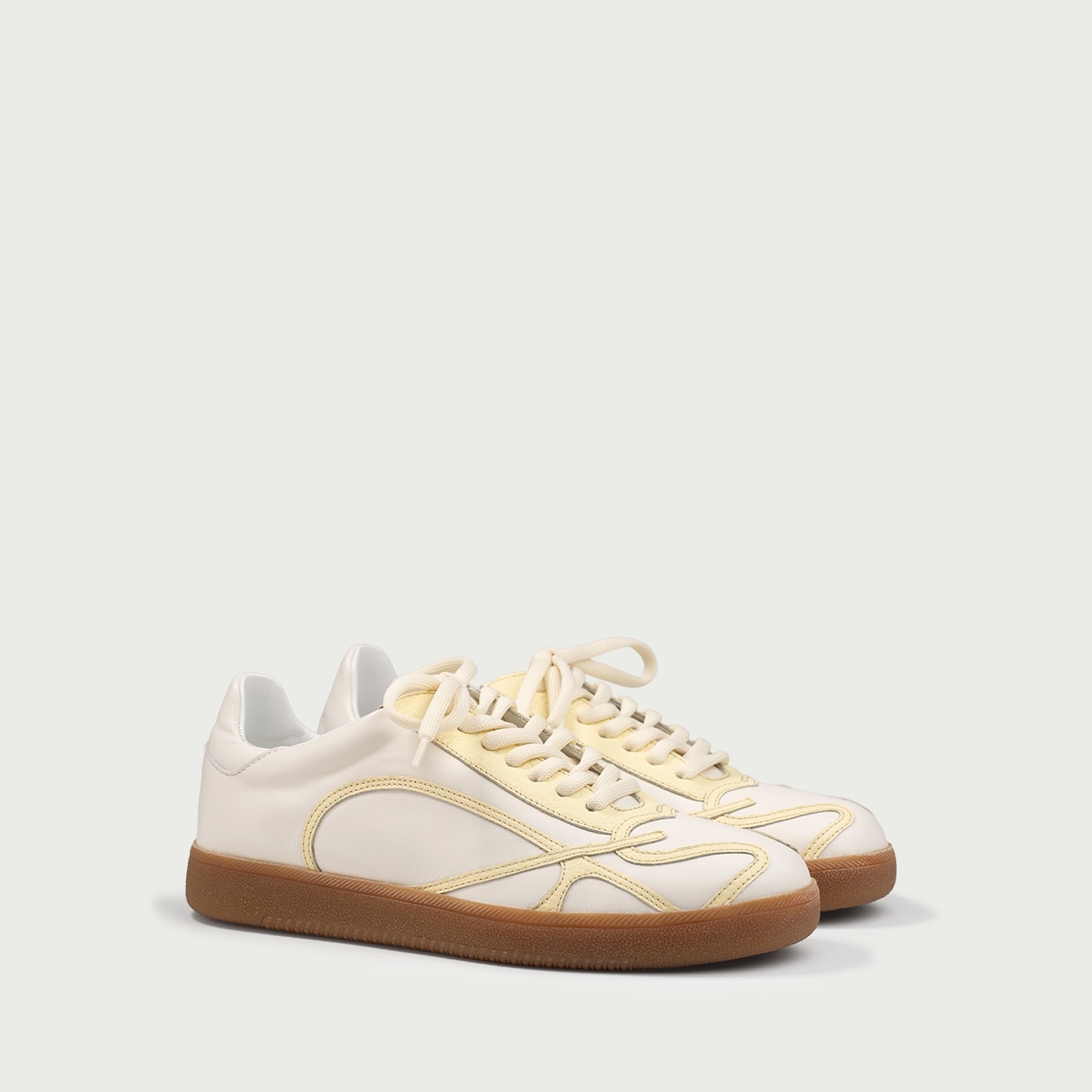 Pantofi sport off white cu detalii galbene Alma 001 din piele naturală - Img 2