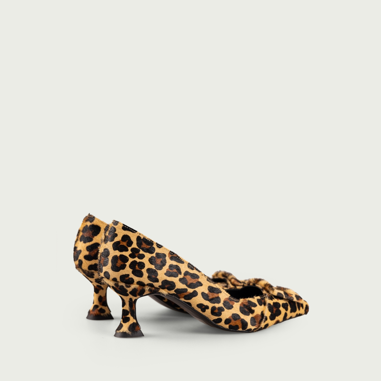 Pantofi stiletto animal print cu accesoriu geometric Alana din piele naturală - Img 5