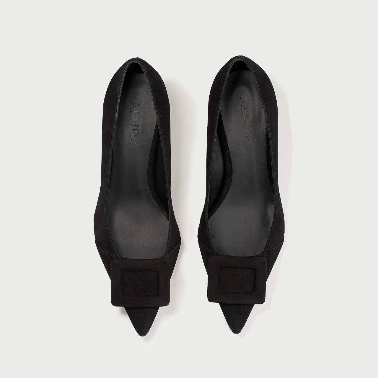 Pantofi stiletto negri cu accesoriu geometric Alana din piele întoarsă naturală - Img 3