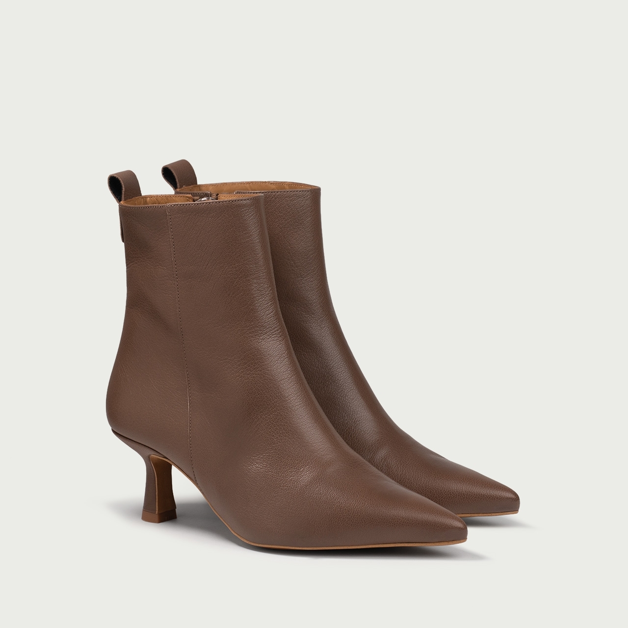 Botine maro capuccino cu toc subțire Angelique din piele naturală de capră - Img 2