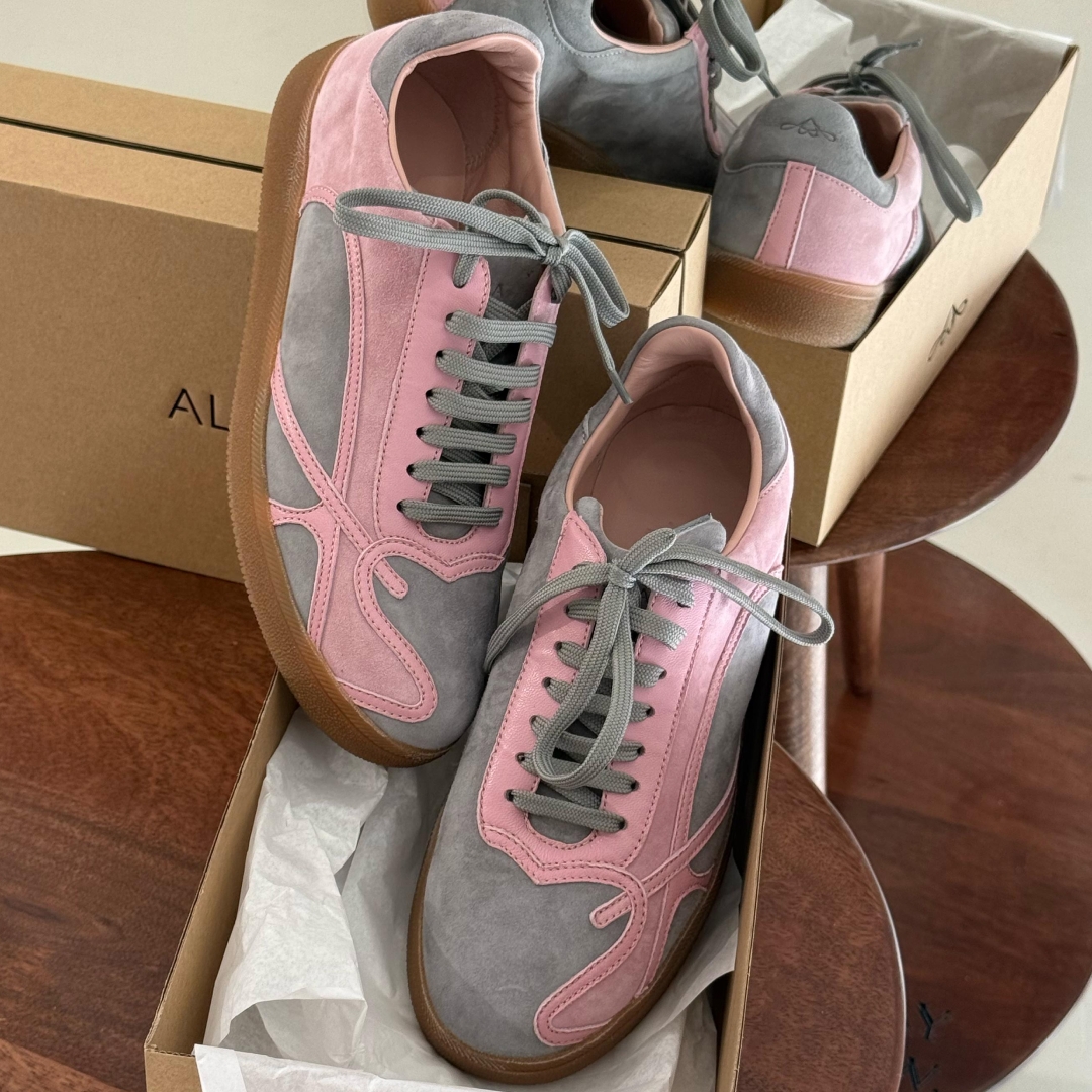 Pantofi sport gri cu detalii roz Alma 002 din piele întoarsă naturală - Img 2