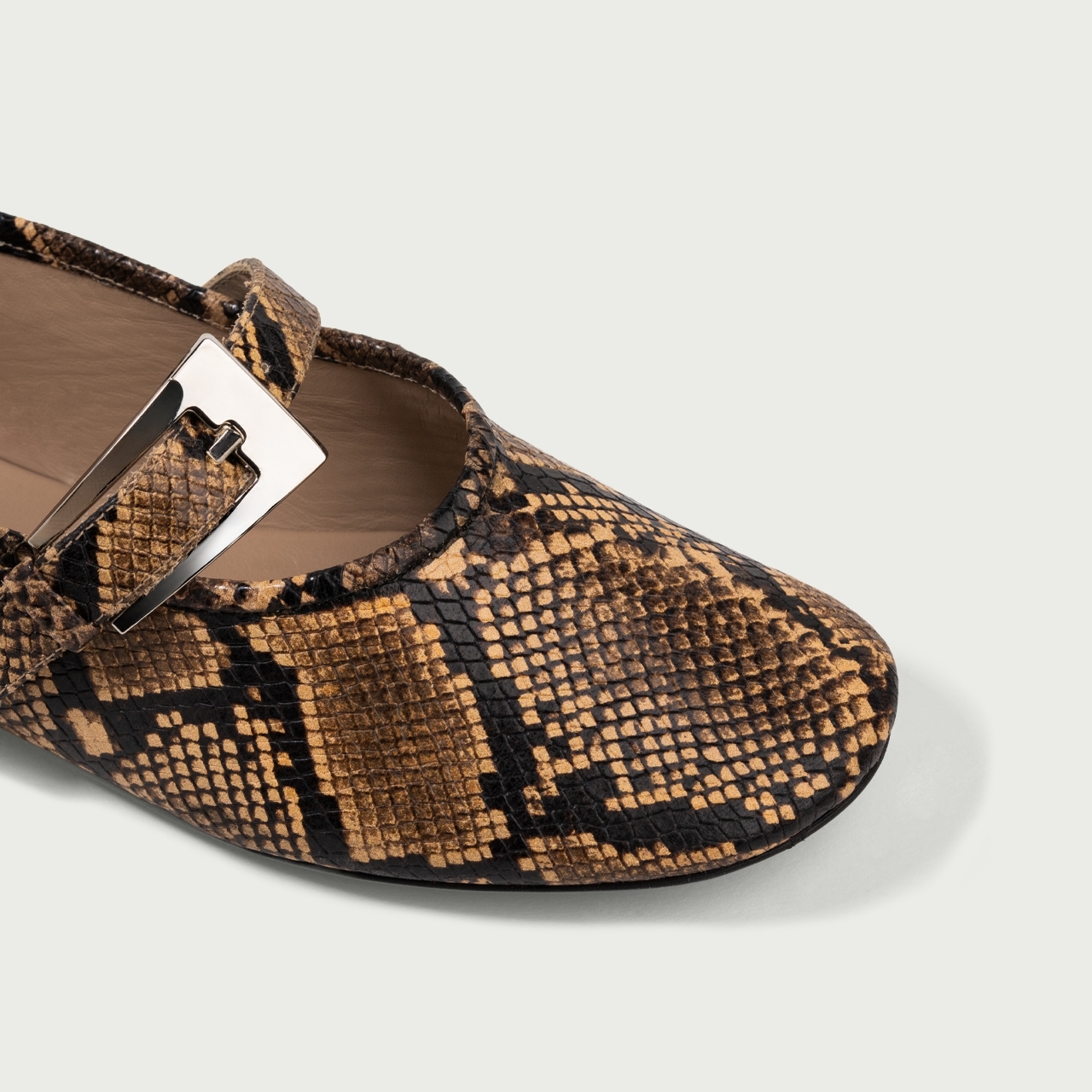 Balerini cu vârf rotund și baretă animal print Tess din piele naturală - Img 4