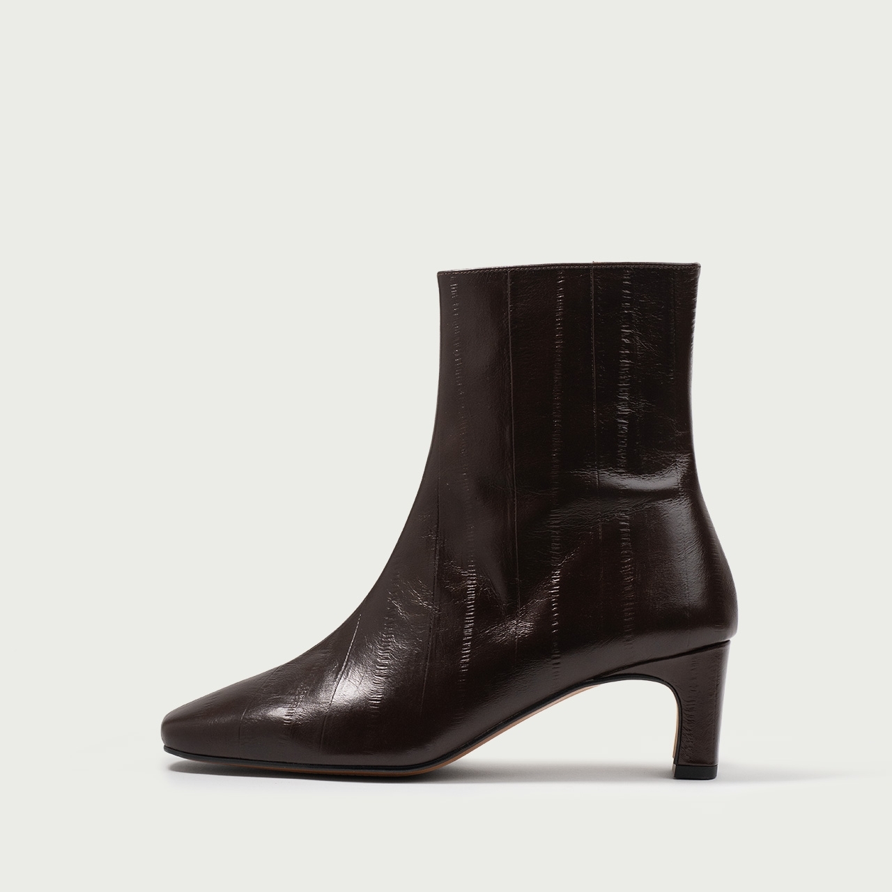 Botine maro cu vârf pătrat și toc gros Charlize din piele naturală embosată - Img 1
