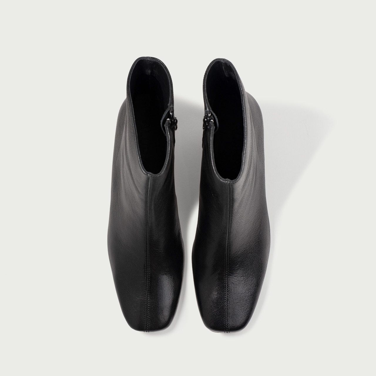Botine negre cu vârf pătrat și toc gros Charlize din piele naturală de capră - Img 4