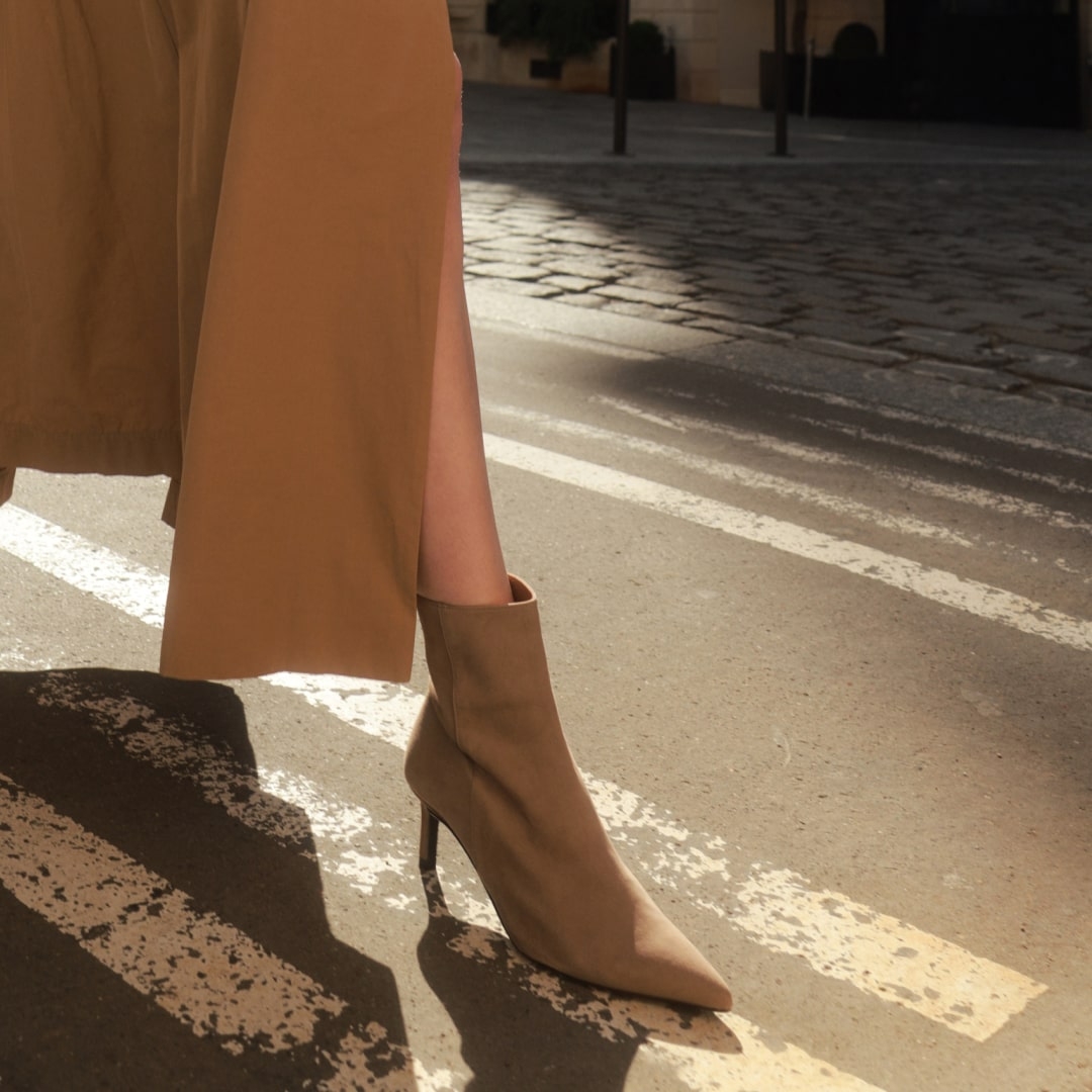 Botine nude cu toc subțire Alicia din piele întoarsǎ naturală - Img 2