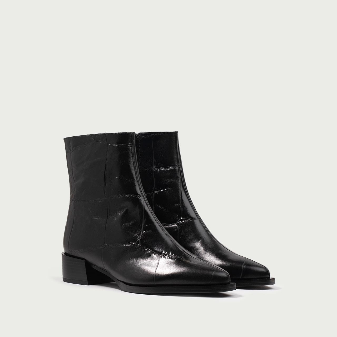 Cizme scurte negre Nerea din piele naturală croco - Img 2