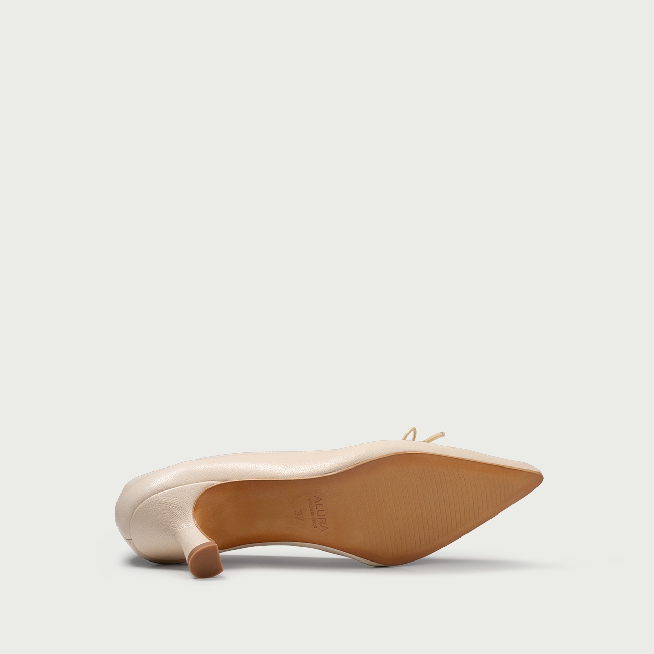 Pantofi beige cu șireturi și toc subțire Alis din piele naturală - Img 6