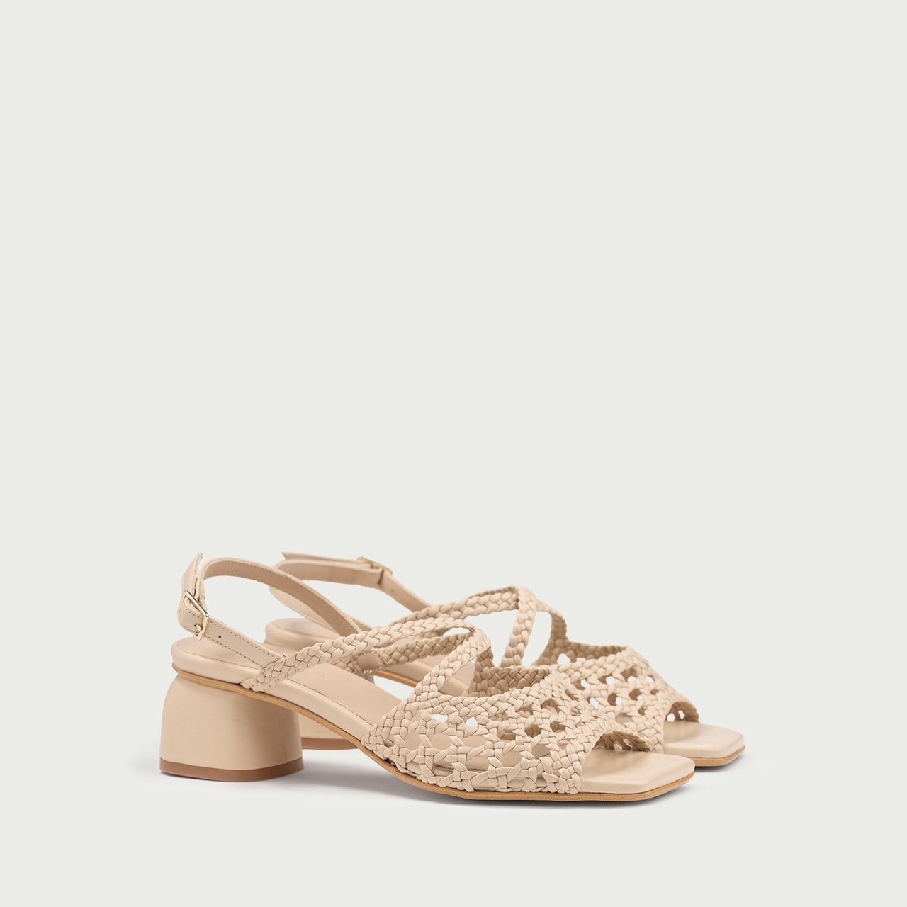 Sandale bej cu toc gros Amanda din piele naturală împletită - Img 2