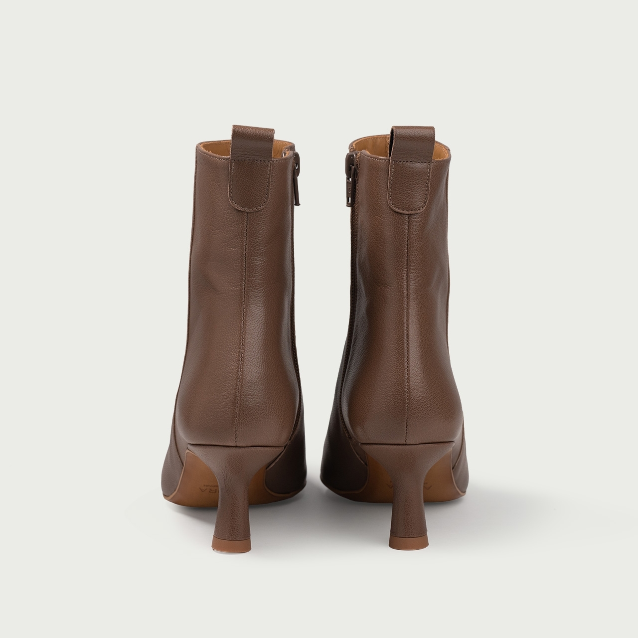 Botine maro capuccino cu toc subțire Angelique din piele naturală de capră - Img 6