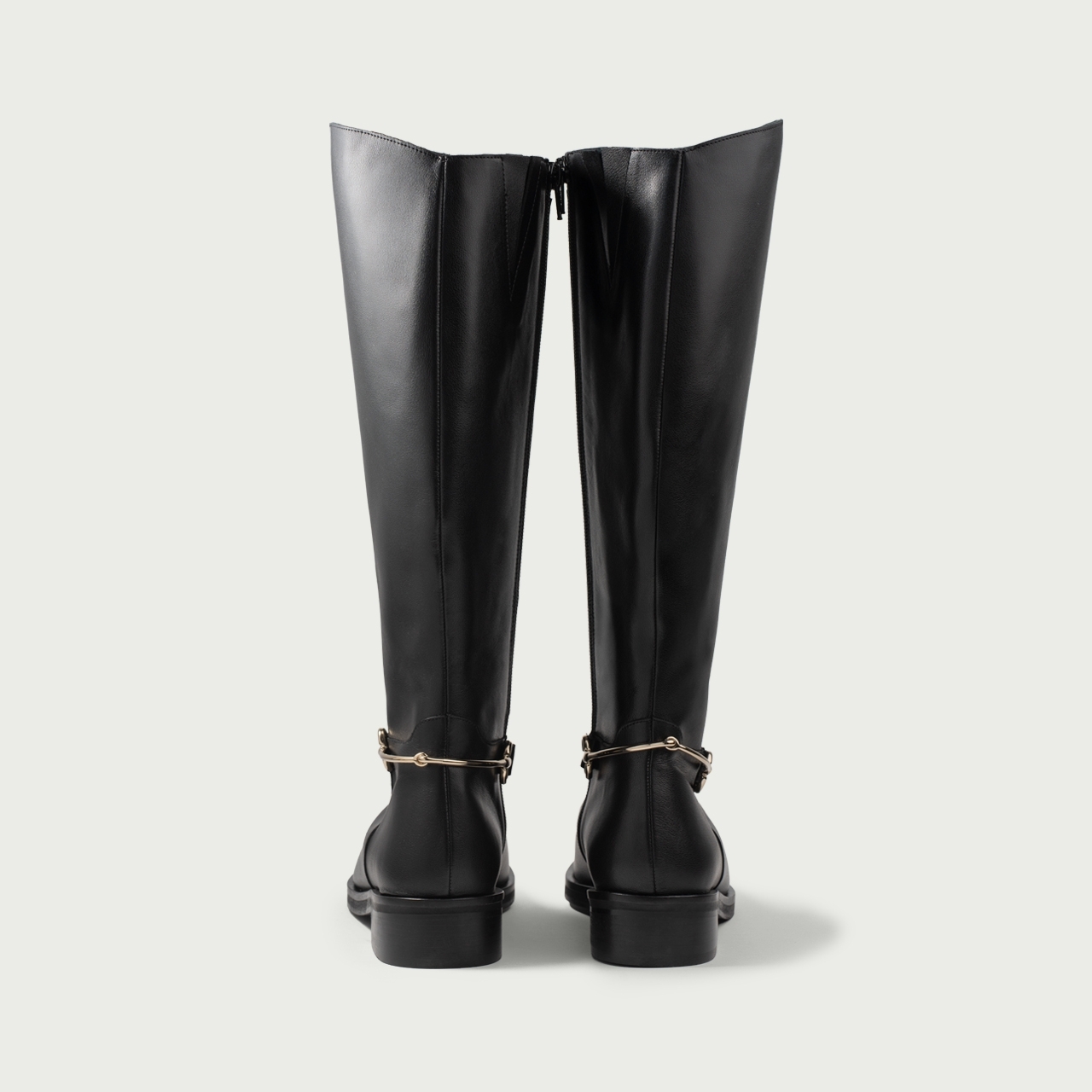 Cizme lungi negre cu talpă joasă și accesoriu metalic Milla din piele naturală - Img 5