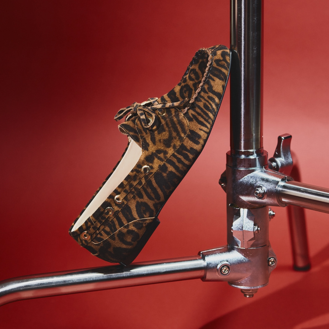 Mocasini maro cu imprimeu animal Margaux din piele întoarsă naturală - Img 3