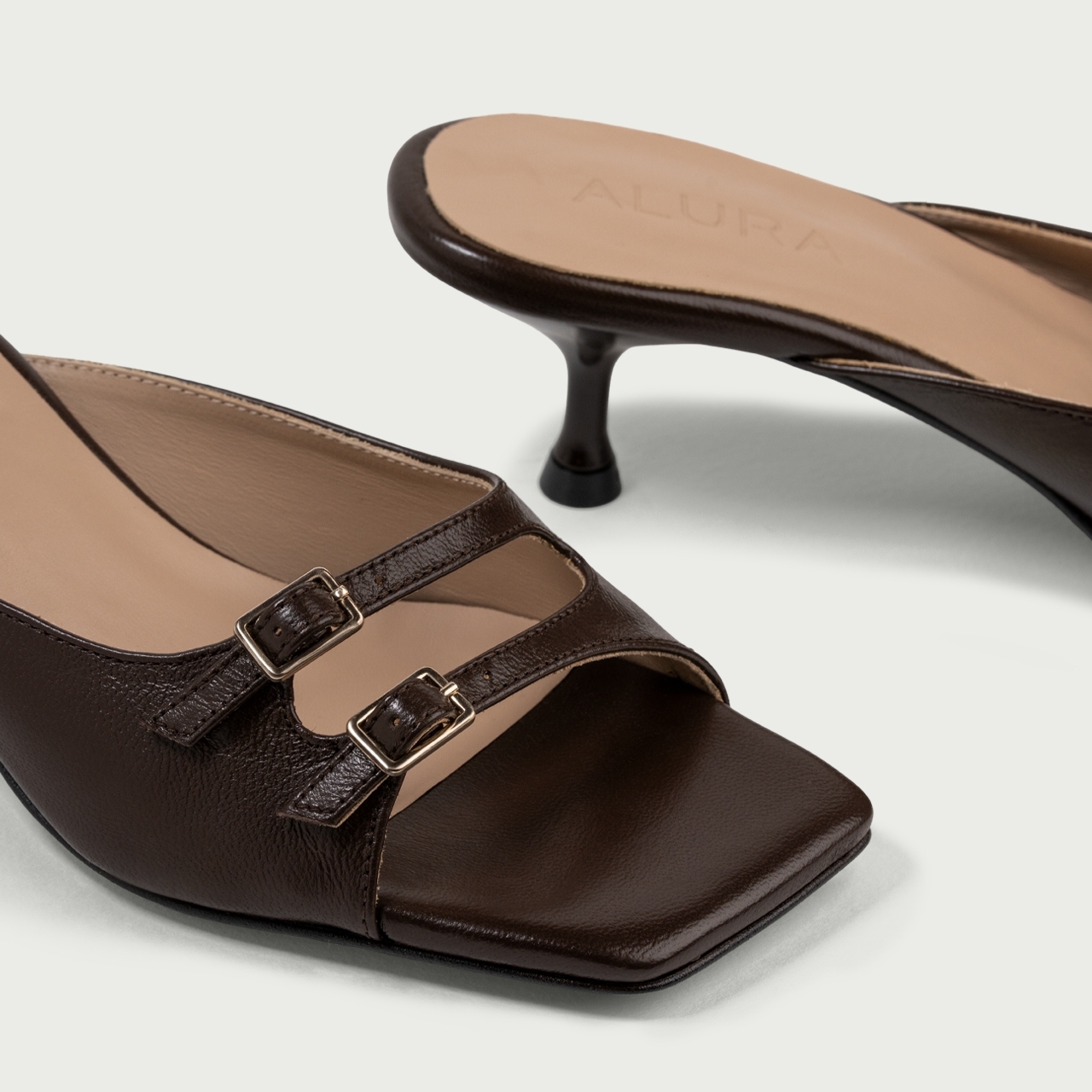 Papuci cu toc subțire maro ciocolatiu Bella din piele naturalǎ - Img 3