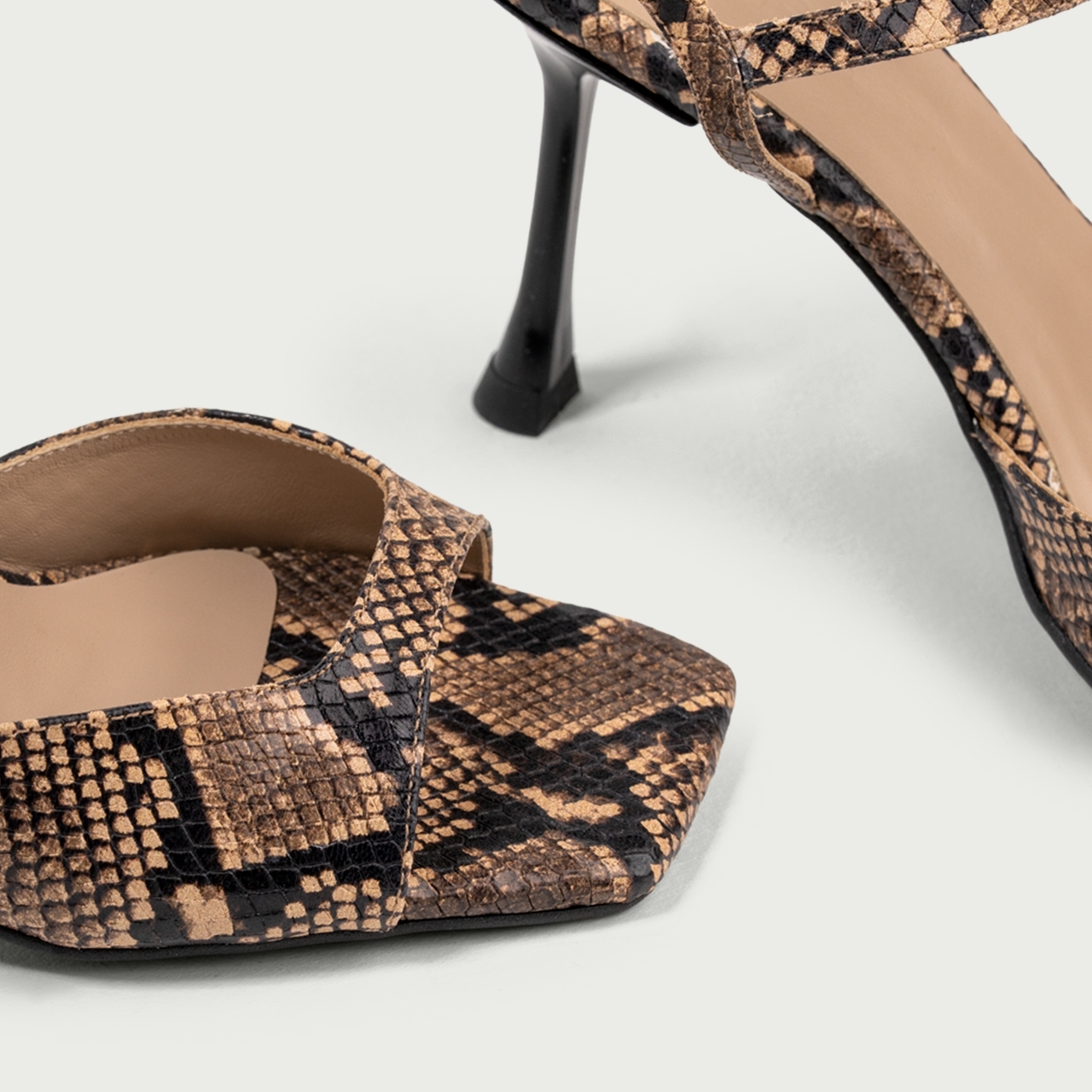 Sandale cu toc subțire snake print Yza din piele naturală - Img 6