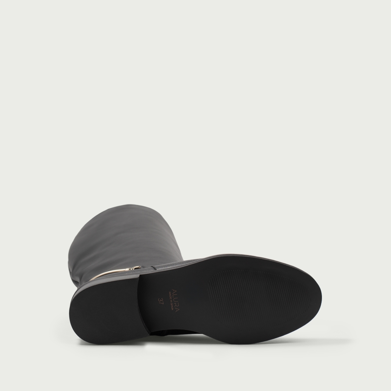 Cizme lungi negre cu talpă joasă și accesoriu metalic Milla din piele naturală - Img 7