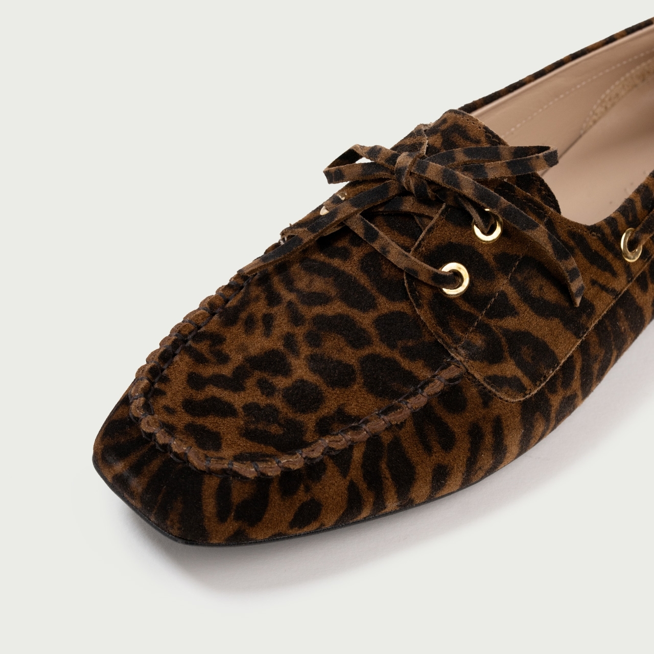 Mocasini maro cu imprimeu animal Margaux din piele întoarsă naturală - Img 4