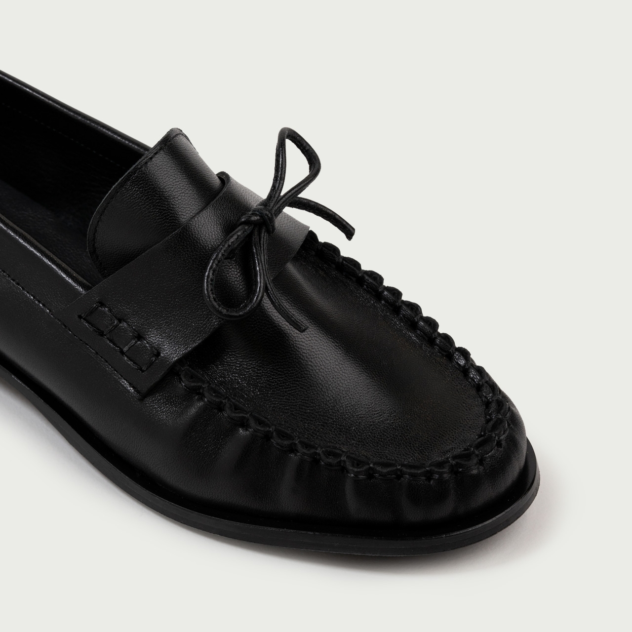 Mocasini negri cu fundiță Esthera din piele naturală - Img 3