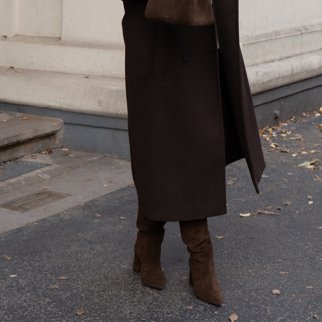 Cizme lungi cu toc gros Aisha din piele întoarsă naturală maro ciocolatiu - Img 3