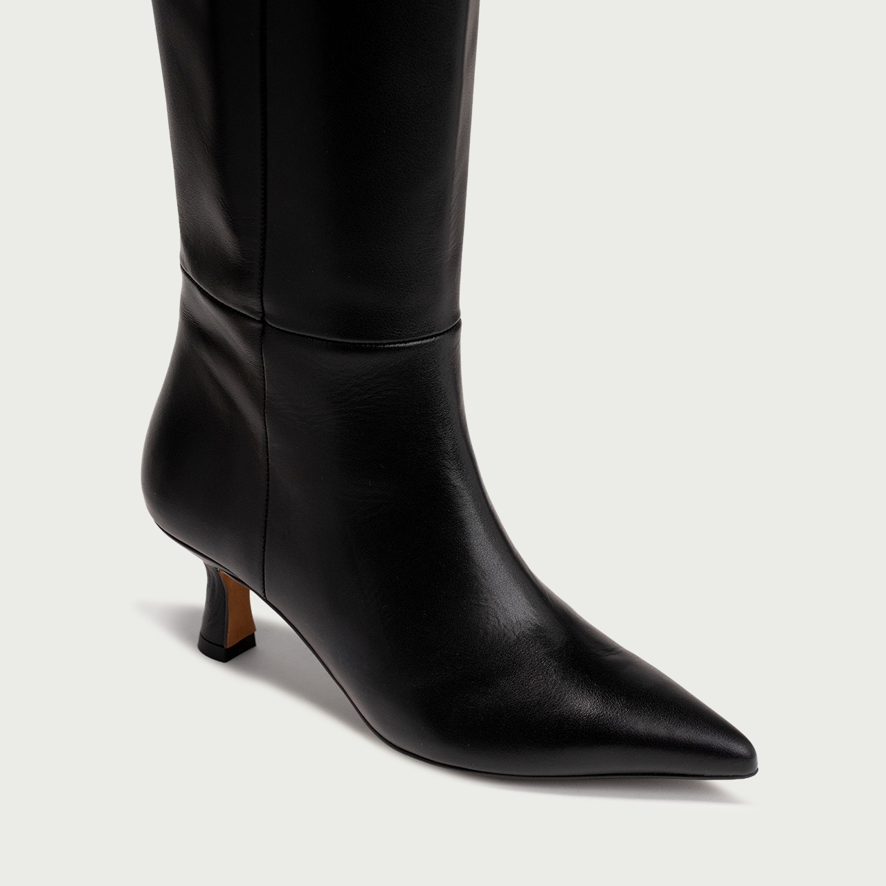 Cizme lungi stiletto negre cu toc subțire Katinka din piele naturală - Img 3